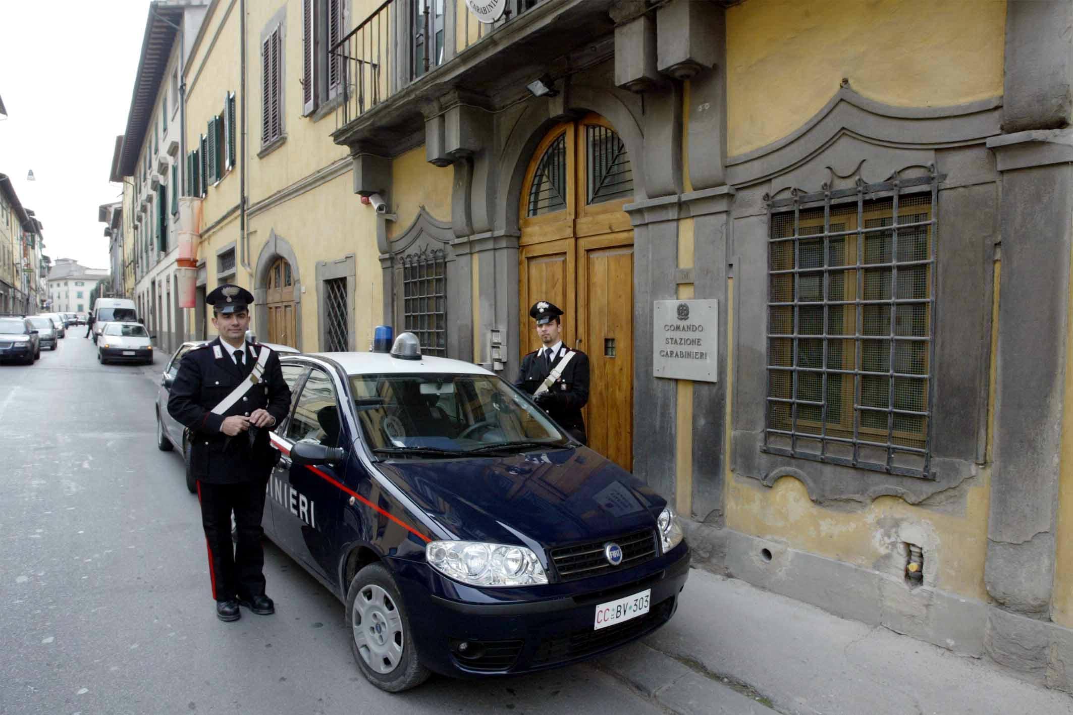 I carabinieri di Certaldo (foto d'archivio)