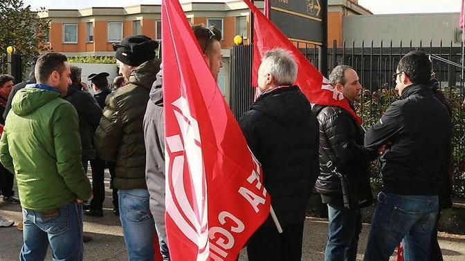Scatta la cassa integrazione per 120 addetti in 24 ore