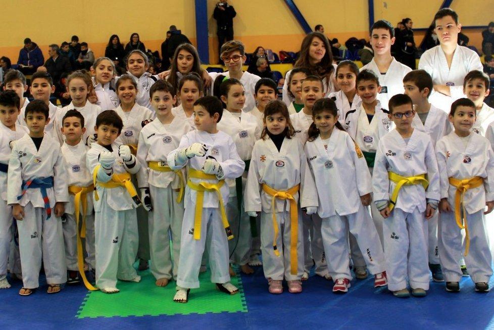 La Taekwondo Alghero si ricopre d’oro nel torneo shi-jak