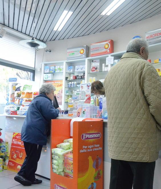 Ancora bloccata l’assegnazione di 90 nuove farmacie