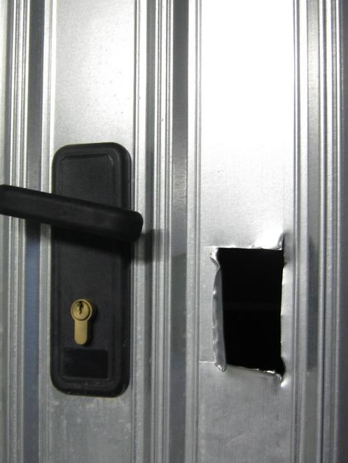 Ladri nei garage colti sul fatto 