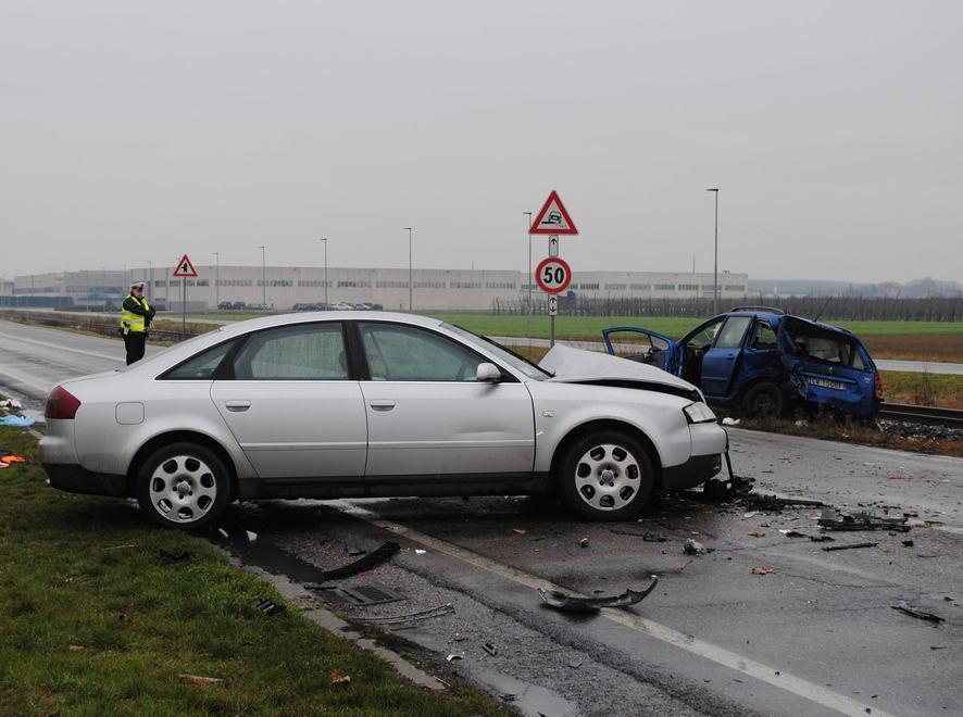 Un altro schianto sulla Sp62, un ferito grave 