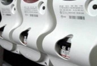 Ruba l’elettricità da casa sfitta Romeno finisce in manette