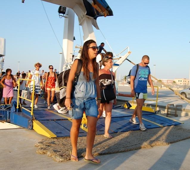 Vedere l’Asinara costerà: tassa di sbarco da 2,5 euro 