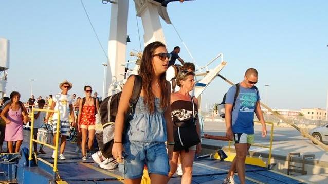 Vedere l’Asinara costerà: tassa di sbarco da 2,5 euro 