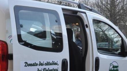 Auser, il trasporto sociale è un fiore all’occhiello
