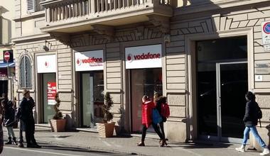 Il negozio Vodafone di piazza San Marco
