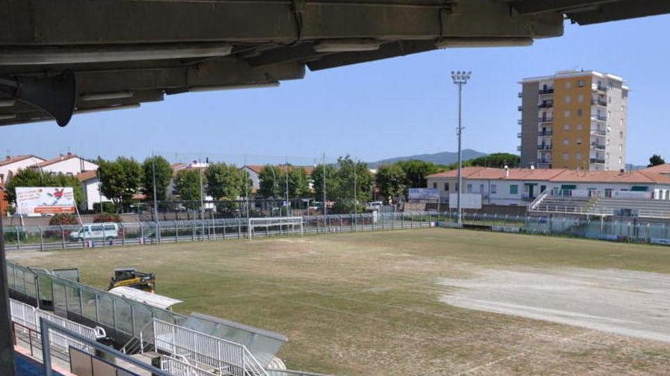 Una veduta dello stadio “Loris Rossetti” di Cecina (foto Michele Falorni/Silvi)