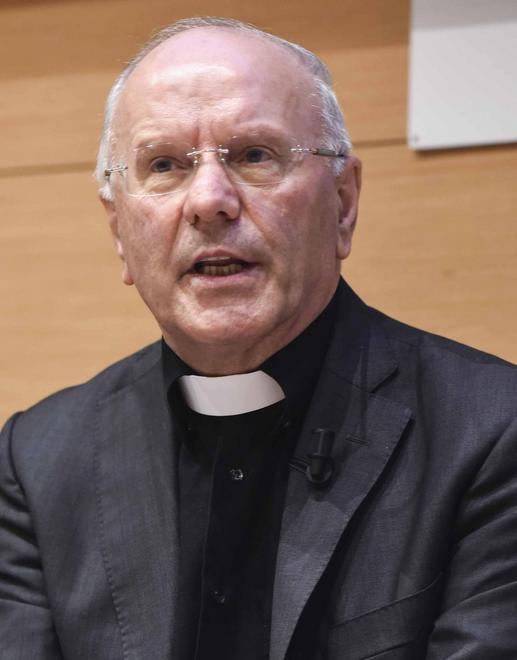 Il segretario generale della Cei apre il ritiro spirituale dei laici