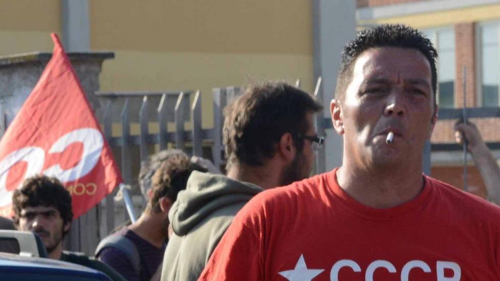 Piaggio, decine di operai abbandonano la Fiom Cgil