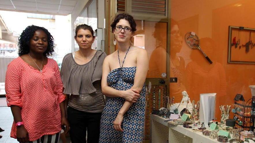 Corsi di lavori a maglia per l’inclusione sociale