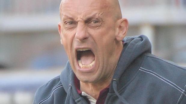 Il cuore contro di Mimmo, l’ ex che ci castiga sempre
