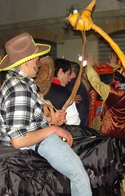 Ultimi festeggiamenti in maschera 