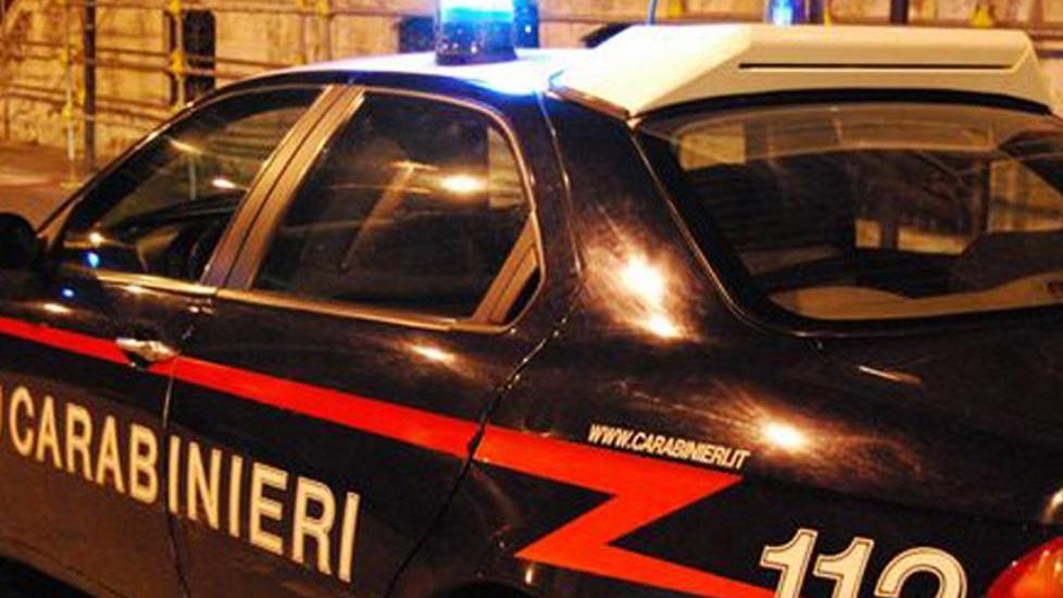 Rapinano l’iPhone a un 15enne arrestati due giovani al parco