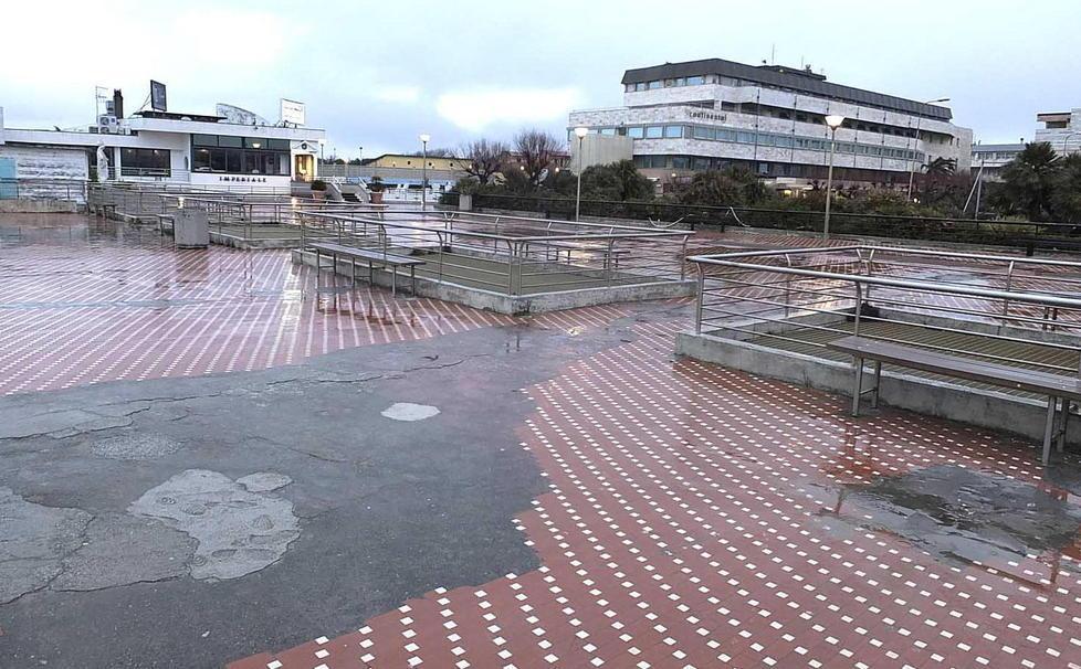 Terrazza di Tirrenia ora scatta la revoca 