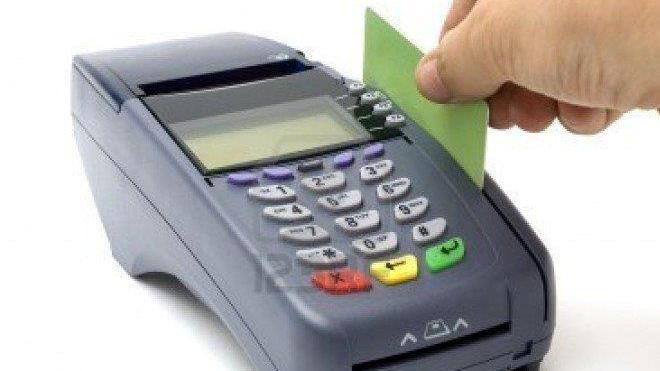 Un apparecchio Pos (poin of sale, in italiano punto di vendita)