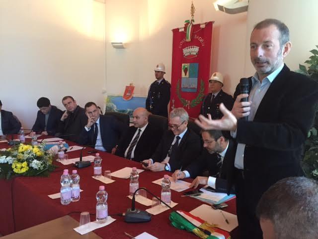 La riunione di Badesi con Gilles Simeoni, governatore della Corsica