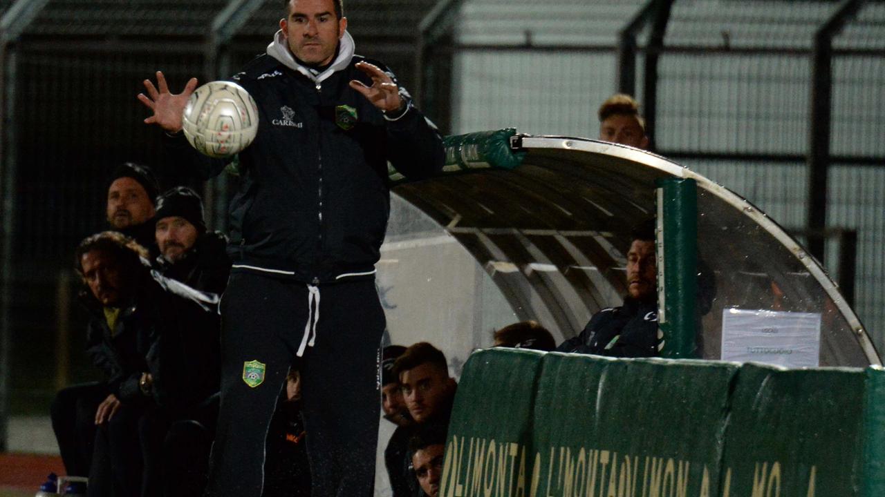 Il tecnico del Tuttocuoio, Cristiano Lucarelli (Foto Franco Silvi)