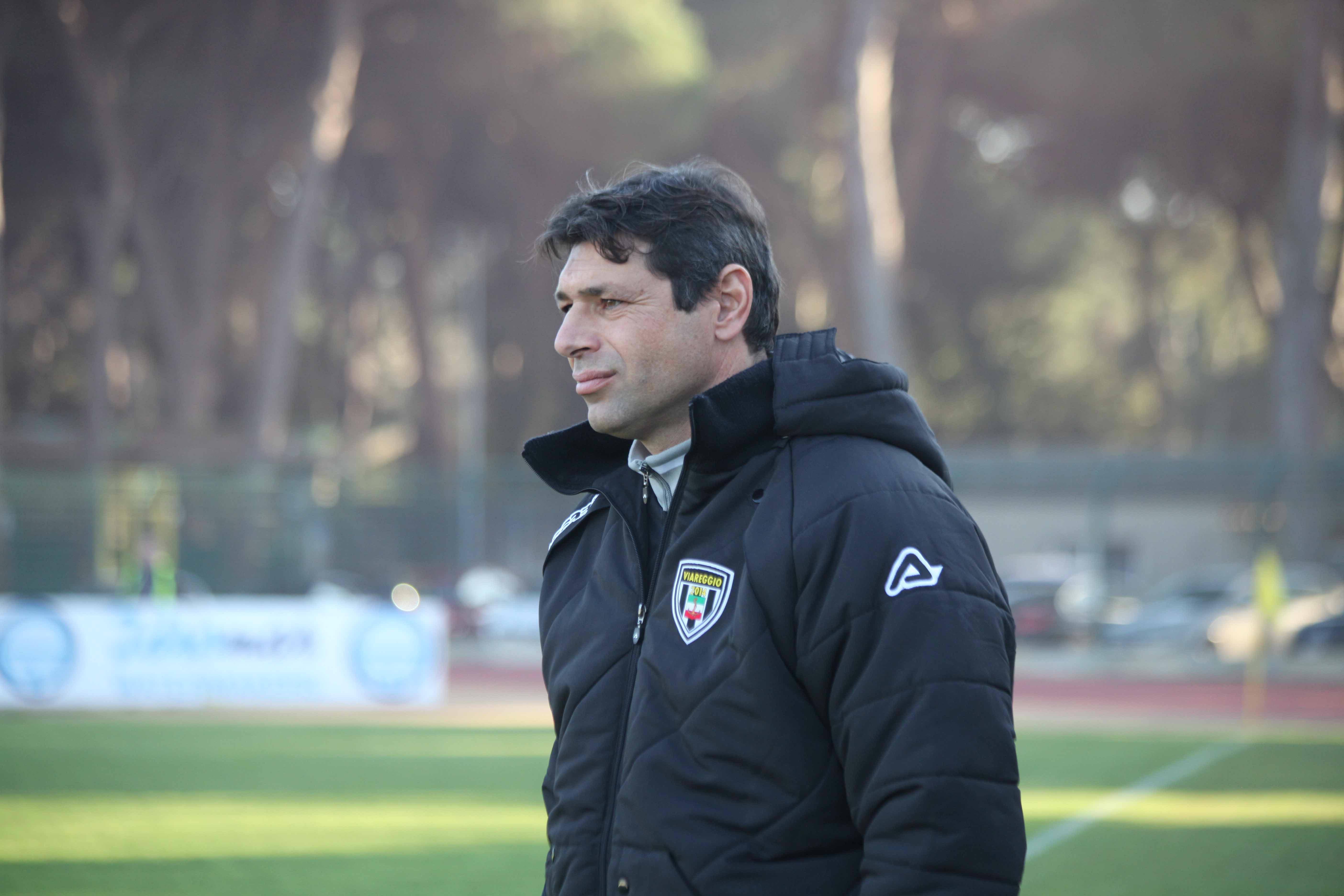 L'allenatore del Viareggio Alessandro Pierini