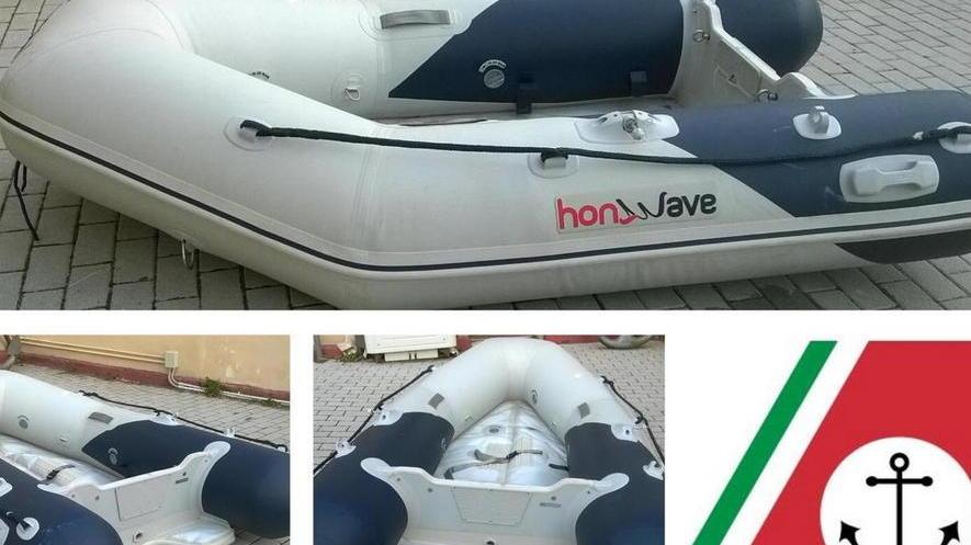 Va all’asta un gommone recuperato in mare aperto