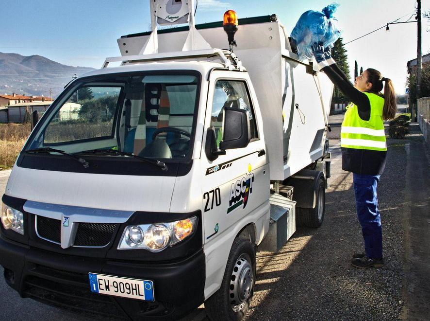 Rifiuti, la lista civica attacca il sindaco 