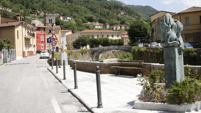 Più che dimezzati a Seravezza i rifiuti non riciclabili