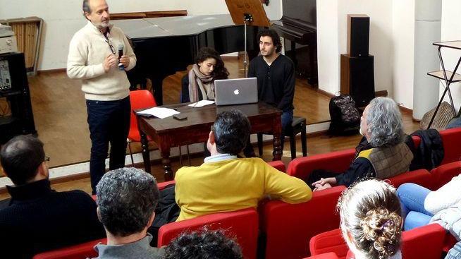 Conservatorio in piazza «Non spazzateci via»
