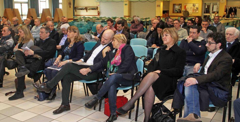 «Abbiamo ancora bisogno del Petrolchimico in città» 