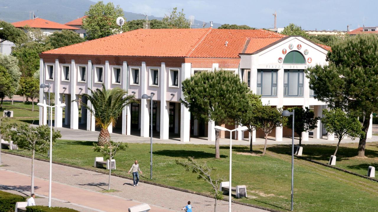 La sede dell'Assemblea di frazione di Rosignano in piazza del Mercato
