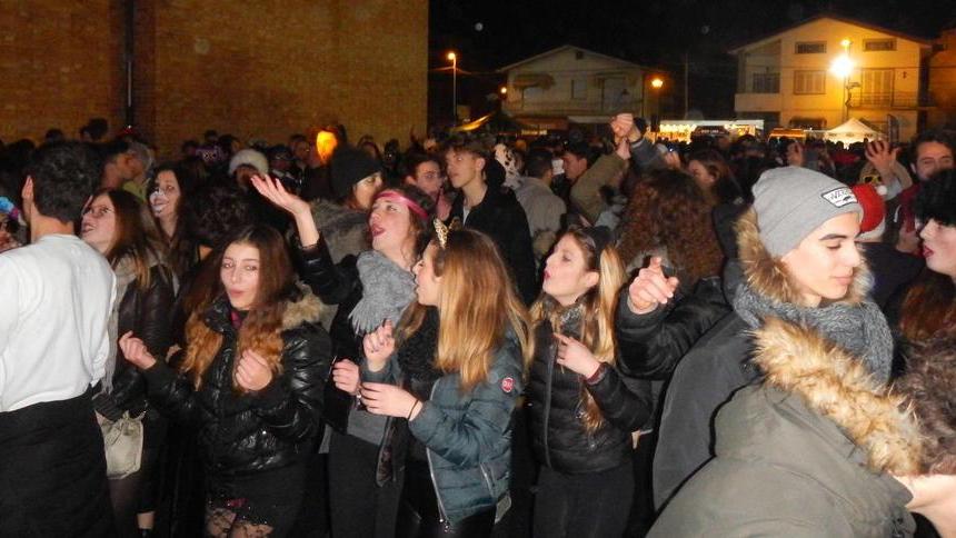 Don Antonio, crociata anti-rione