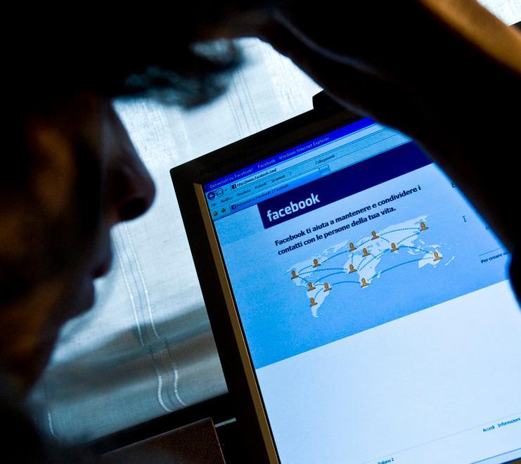 E sui social dilagano gli atti di persecuzione