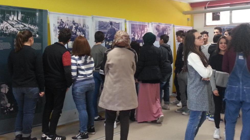 Scuola, mostra su Anne Frank