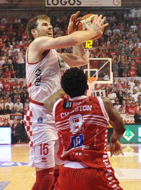Basket in tv: studenti a casa 2 ore prima 