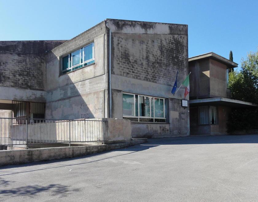 Scuola media, lavori finiti entro Pasqua 