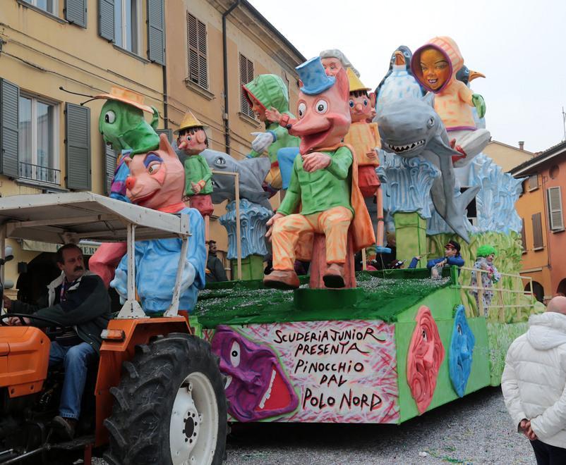 La sfilata “persa” del Castlein sarà recuperata domenica 28