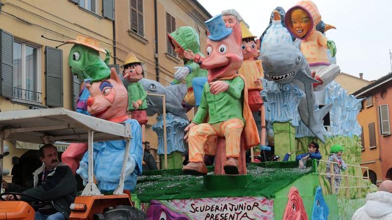 La sfilata “persa” del Castlein sarà recuperata domenica 28