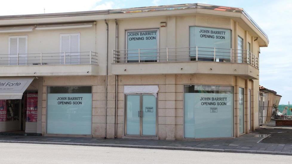Addio a Max Mara, e intanto apre Alcott