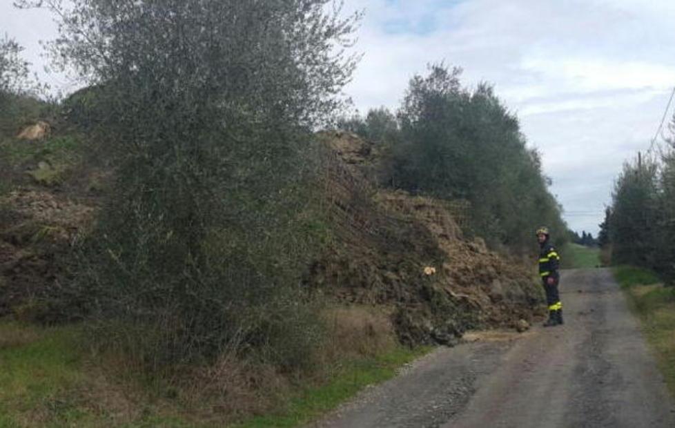 Ore d’ansia tra frane e fiumi in piena 
