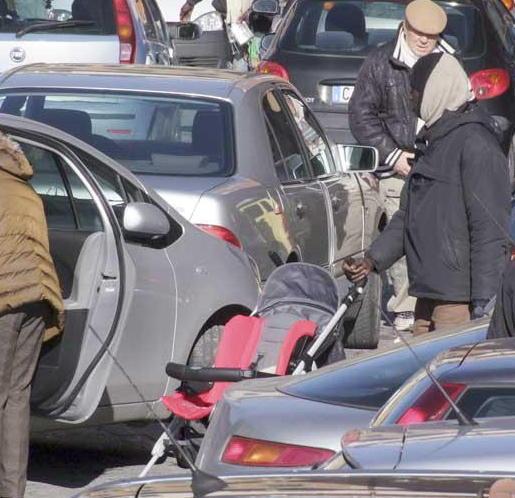 Multe di 5.000 euro a quattordici venditori abusivi
