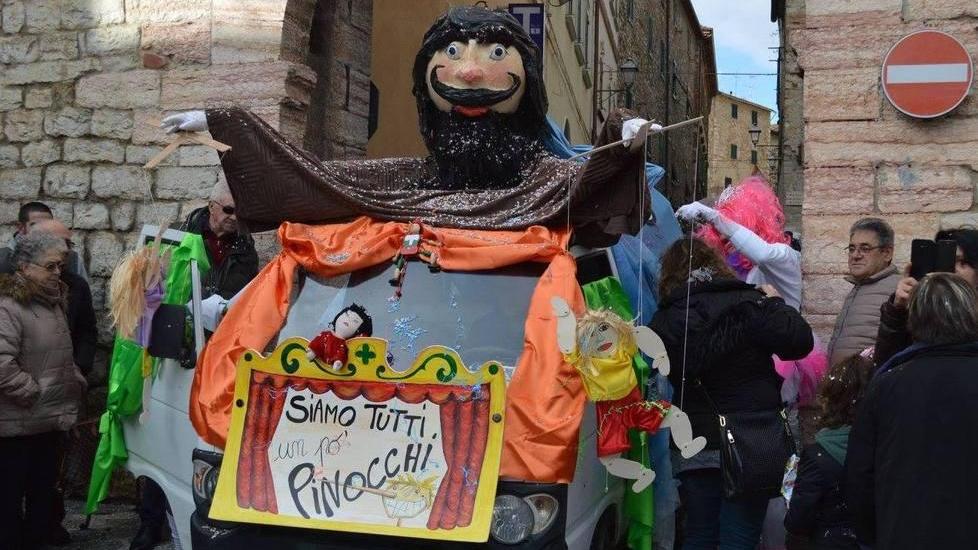 Il carnevale nel borgo è un bel successo