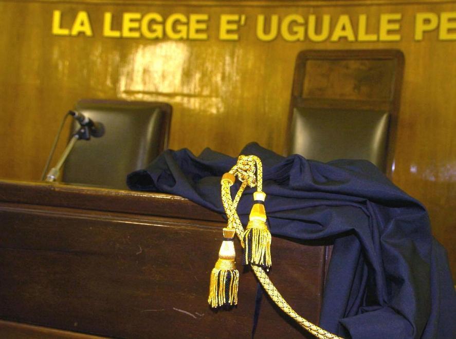 Sesso con una tredicenne Il fidanzato va a processo