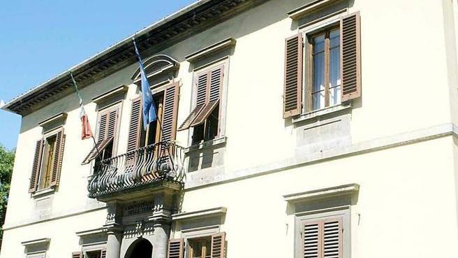 Palazzina Regia, Rossi scrive al governo