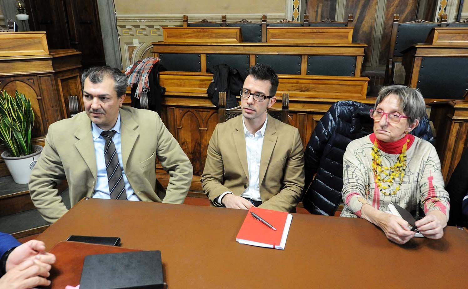 Da sinistra l'ex presidente di Parchi Luca Sbrilli con il nuovo, Francesco Ghizzani e il consigliere Maria Antonietta Schiavina (foto Paolo Barlettani)
