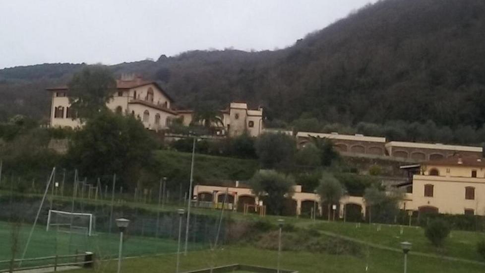 «Marco era appena morto, di là si brindava»