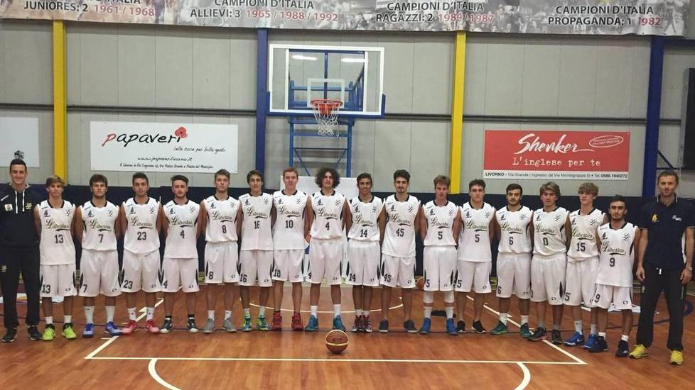 Pantosti (39 punti) non basta agli under 18