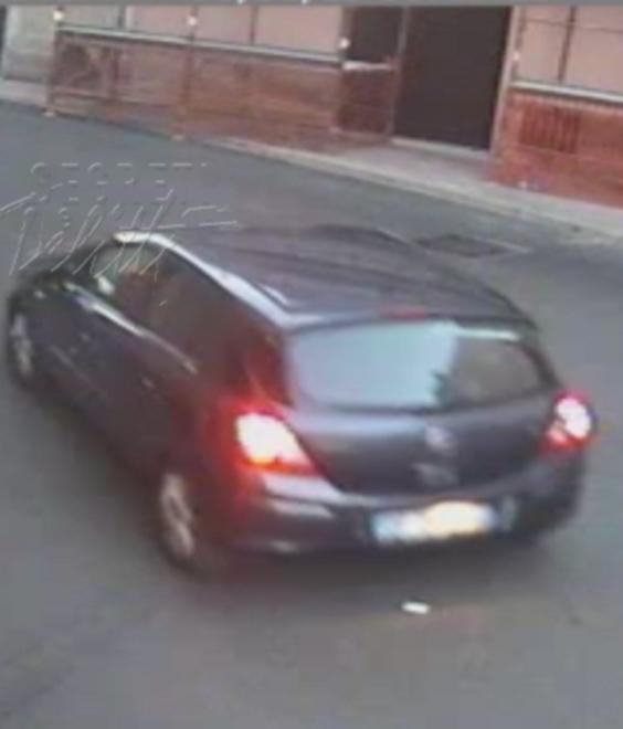 La Procura ha disposto accertamenti tecnici non ripetibili su due auto dello scomparso