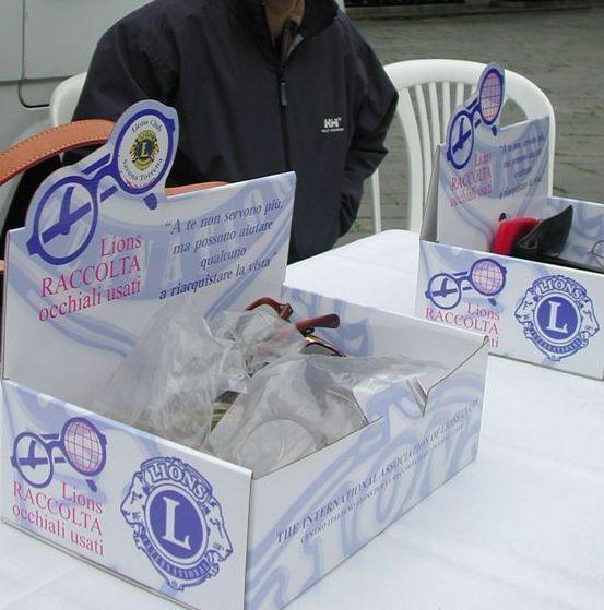 Raccolta di occhiali usati di Lions e Telefono amico 