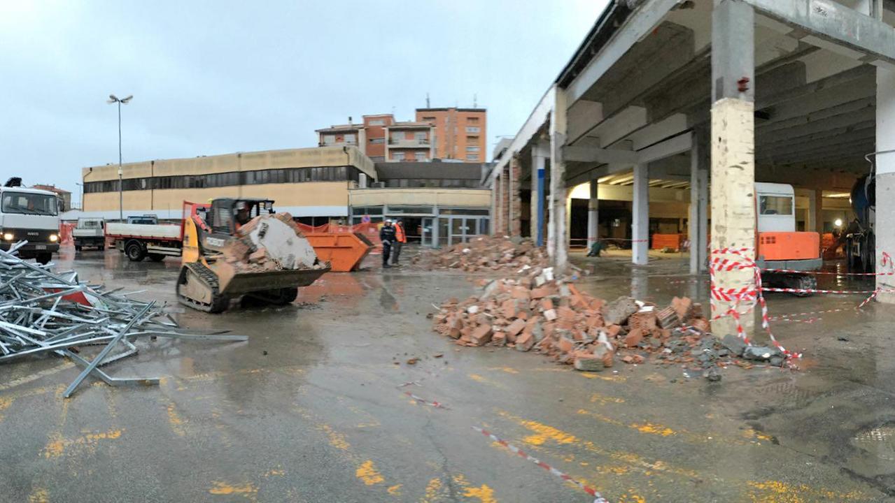 I lavori di ristrutturazione della Coop in via Settembrini