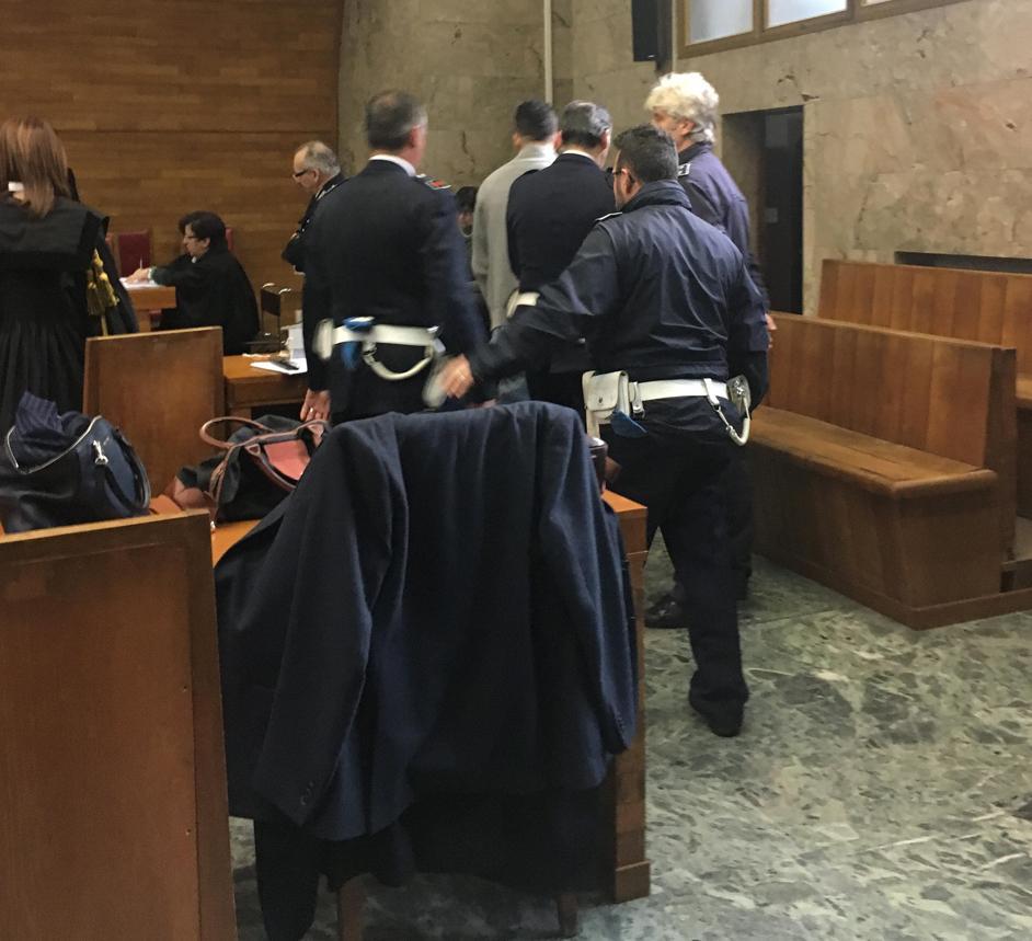 Accusato di inneggiare alla jihad, via al processo