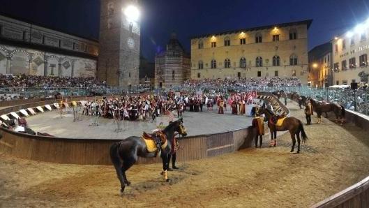 Giostra, per 10 giorni parola ai pistoiesi